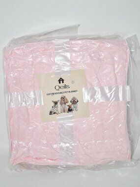 Qeils Waterproof Pet Blanket, 30x40, Pink, Sherpa Fleece, Cat/ Dog Throw, NWT